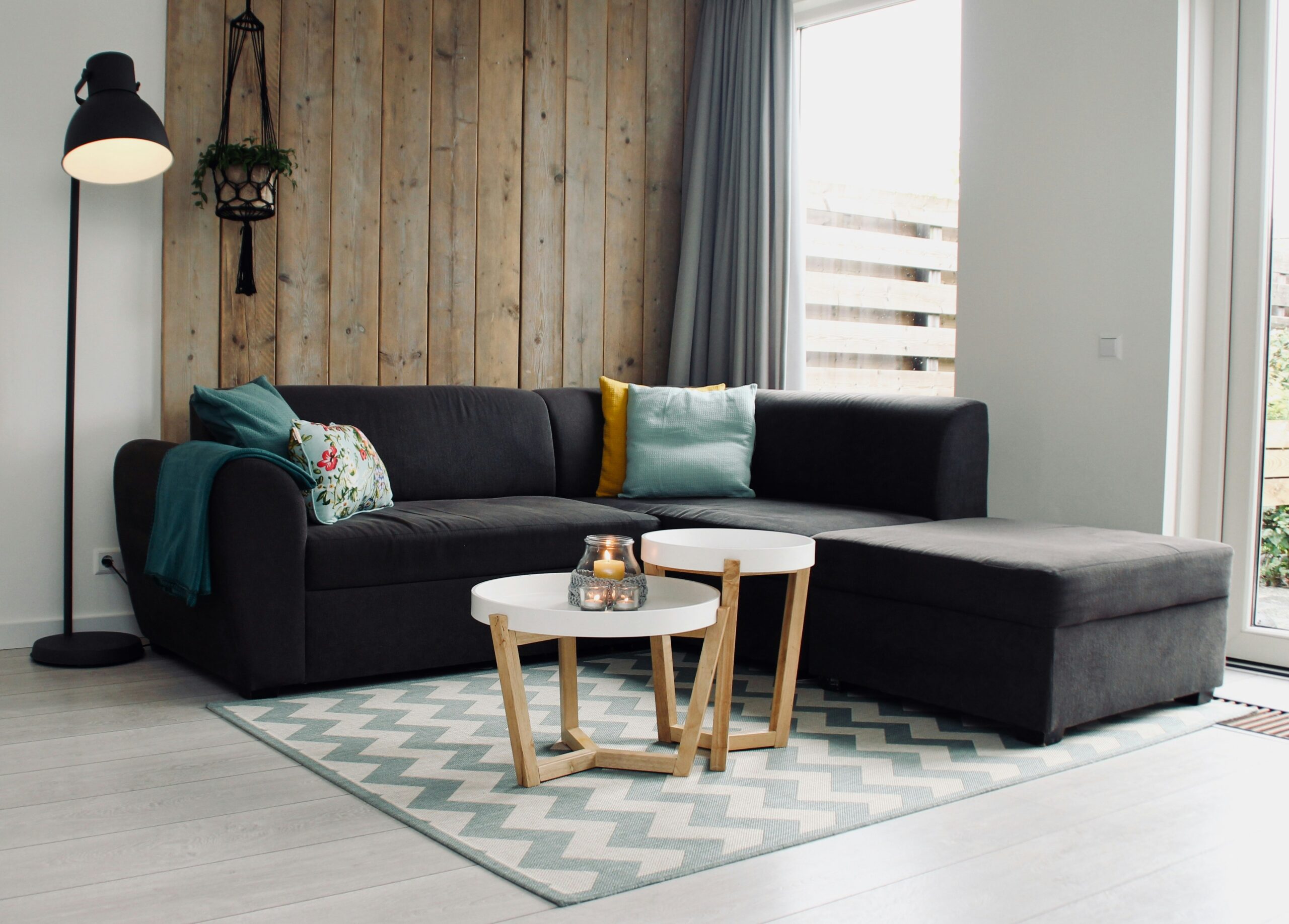 Tips for Effective Sofa Maintenance and Comfort in the UK 7 photo 1550581190 9c1c48d21d6c scaled